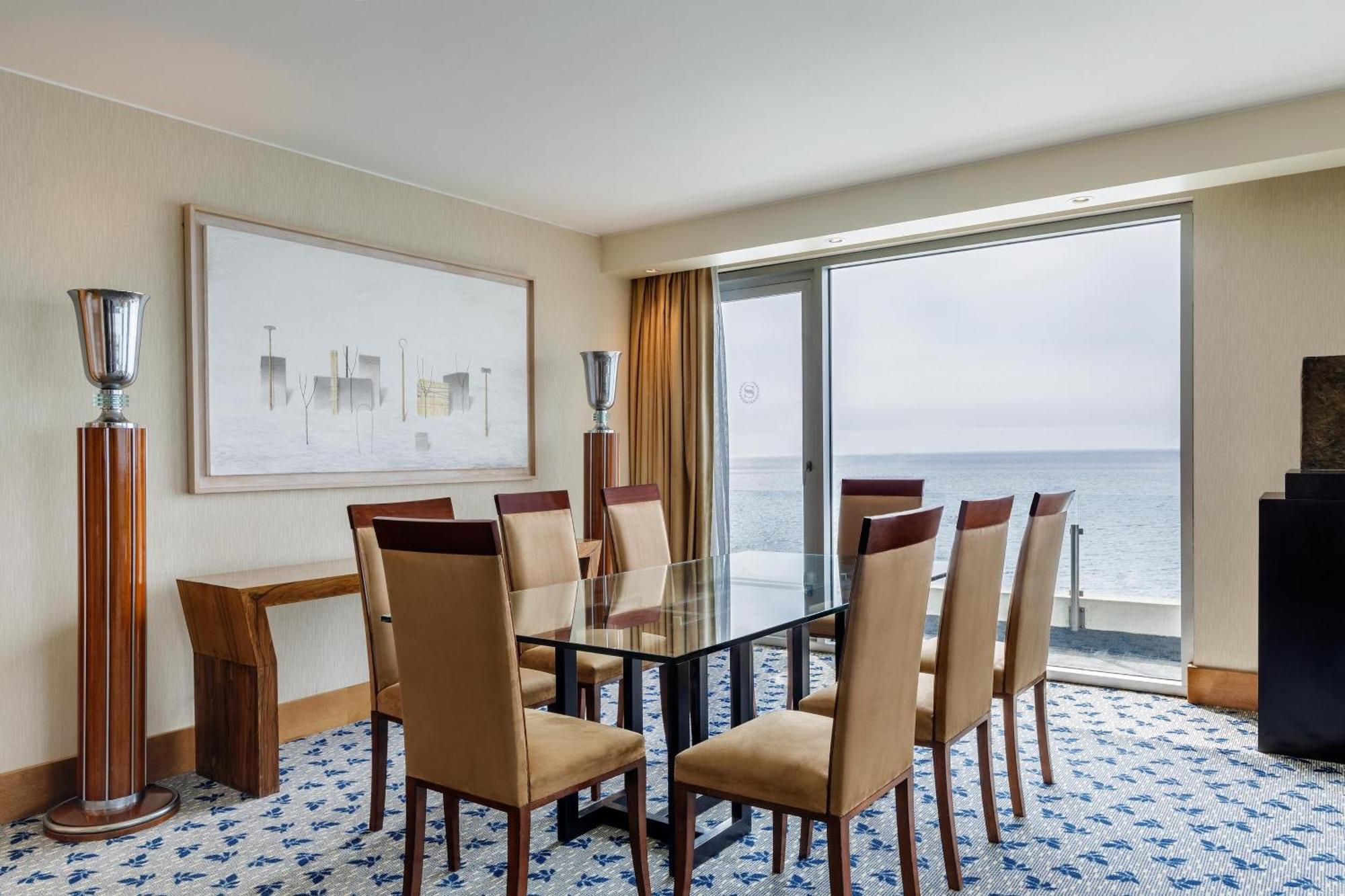 Sheraton Miramar Hotel & Convention Center Vina del Mar Exterior foto A dining room in a suite at the Hilton Tel Aviv